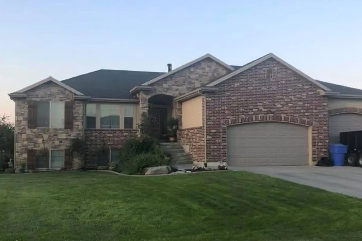 ogden roofing company